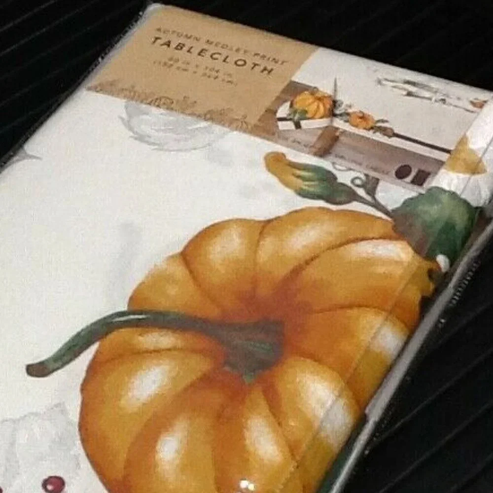 new Autumn Medley Pumpkin Damask 60